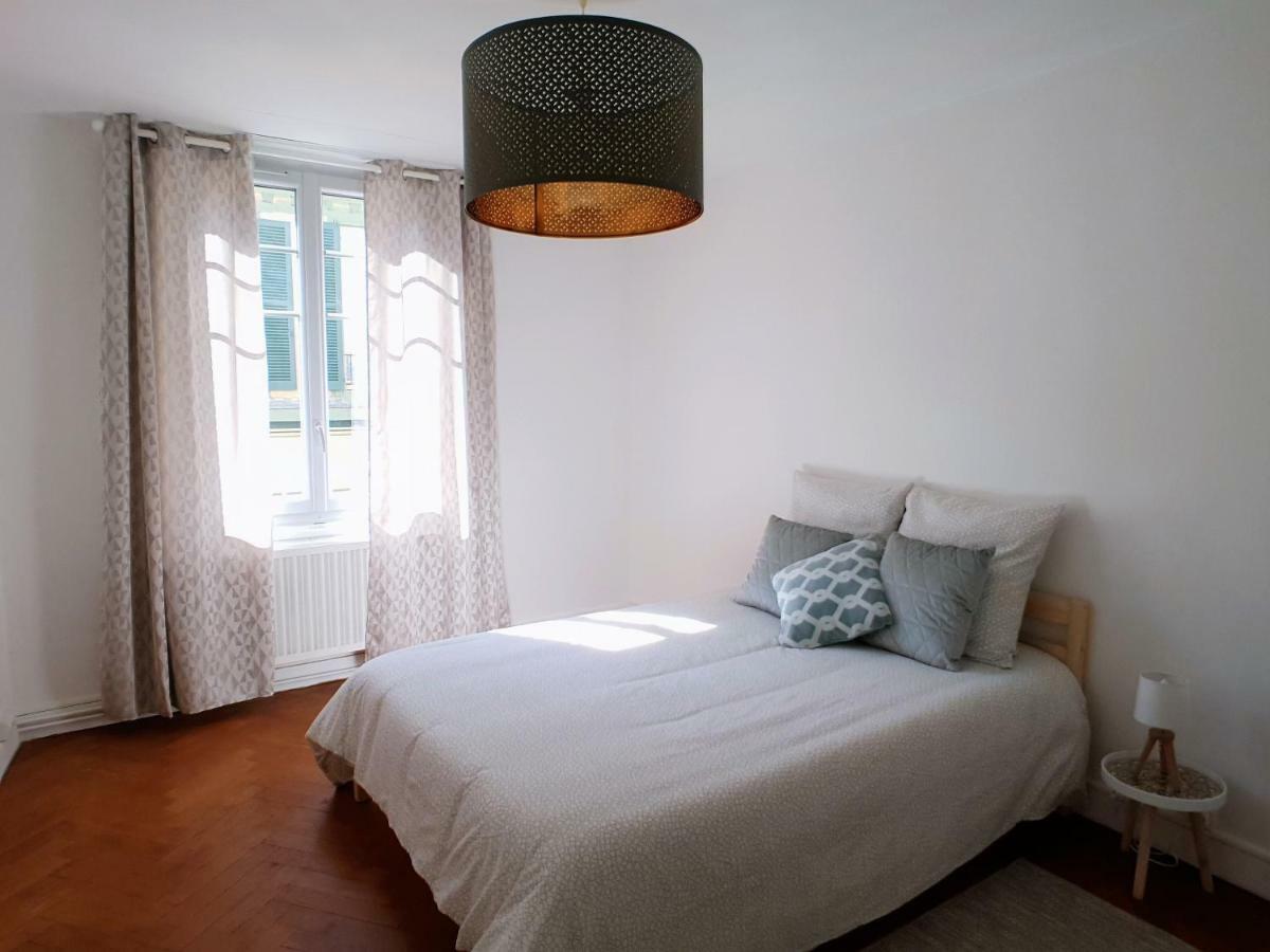 Au 36, Les Apparts Hotel Жоани Екстериор снимка