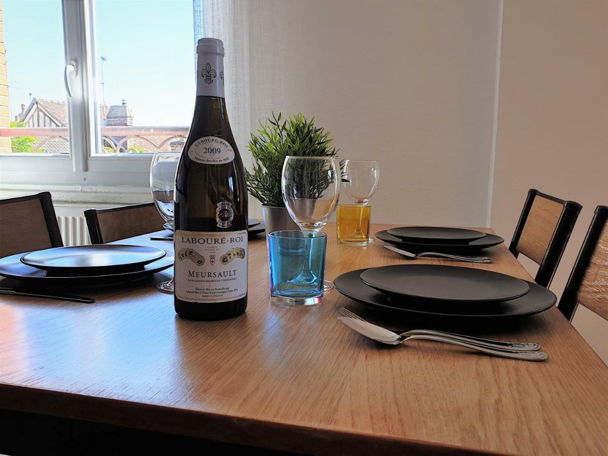 Au 36, Les Apparts Hotel Жоани Екстериор снимка