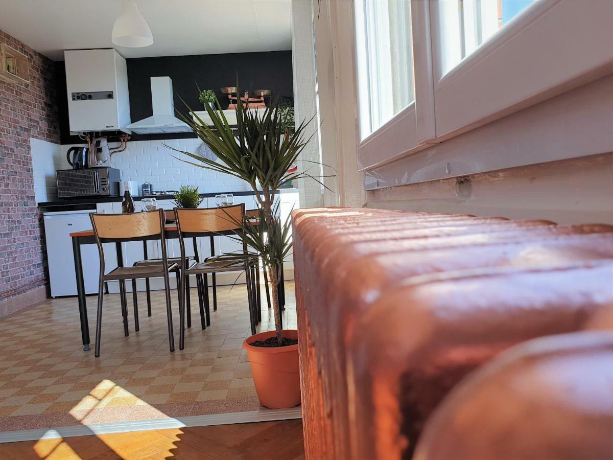 Au 36, Les Apparts Hotel Жоани Екстериор снимка