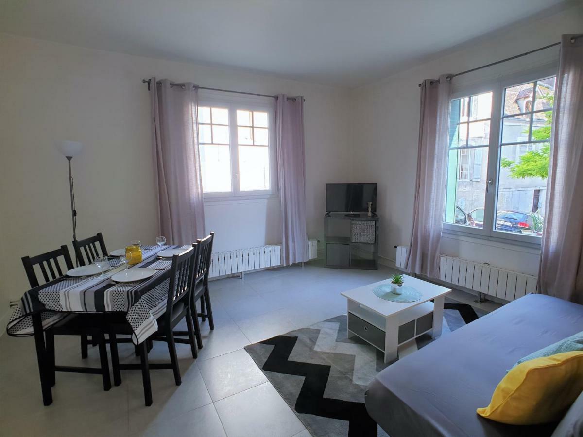 Au 36, Les Apparts Hotel Жоани Екстериор снимка