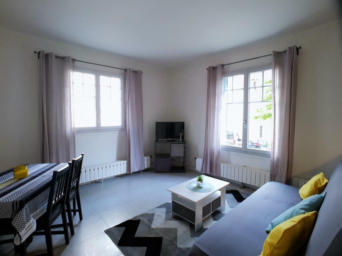 Au 36, Les Apparts Hotel Жоани Екстериор снимка